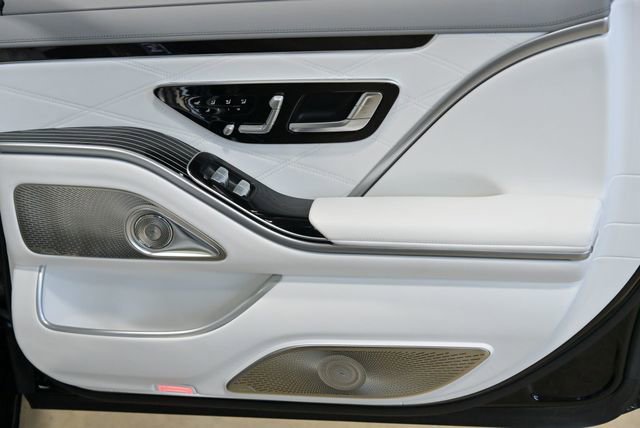 Used 2024 Mercedes-Benz Maybach S 680 Maybach S 680 4MATIC Sedan image 49