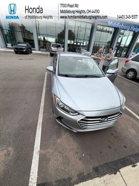 Used 2017 Hyundai Elantra SE FWD image 1