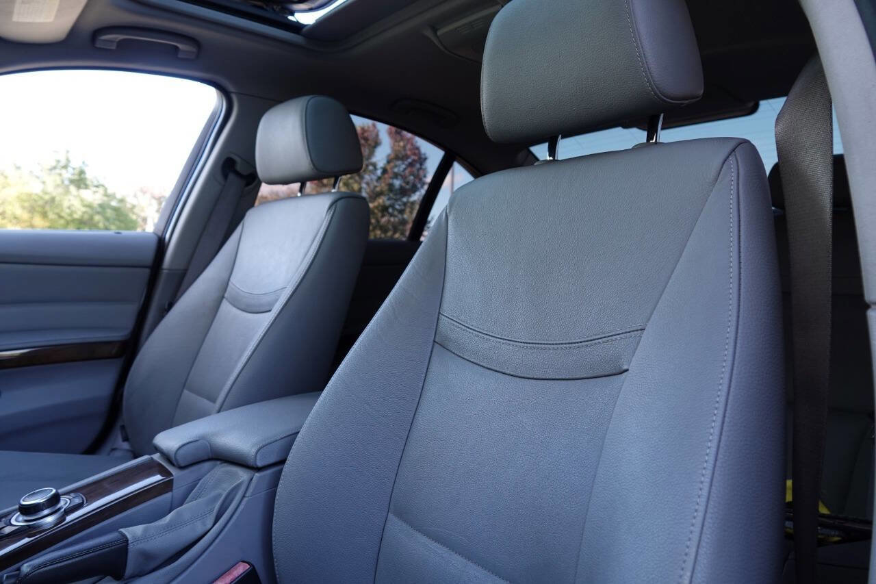 Used 2011 BMW 335d Sedan RWD image 50