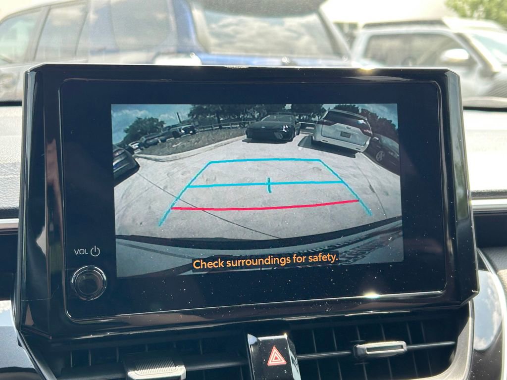 Used 2026 Toyota Corolla Cross LE w/ Moonroof Package FWD image 31