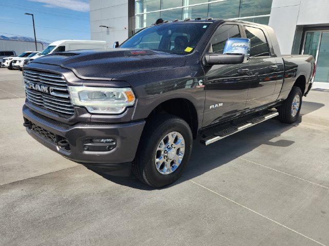 Used 2023 RAM 2500 Laramie AWD/4WD image 1