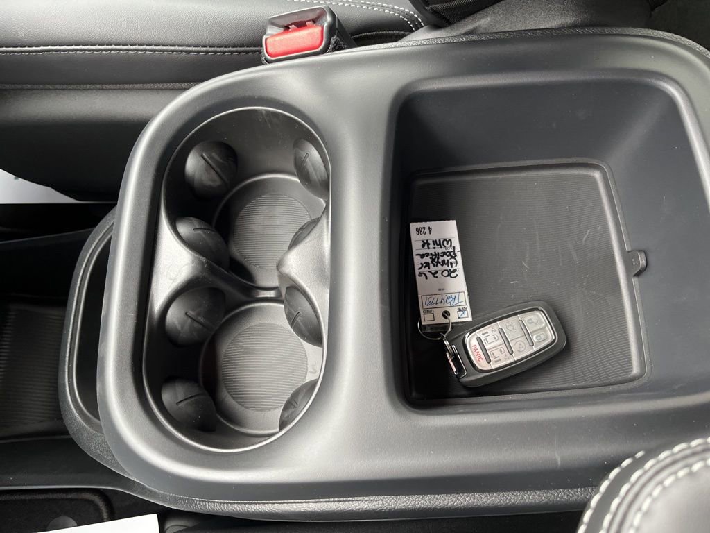 New 2026 Chrysler Pacifica Select image 27