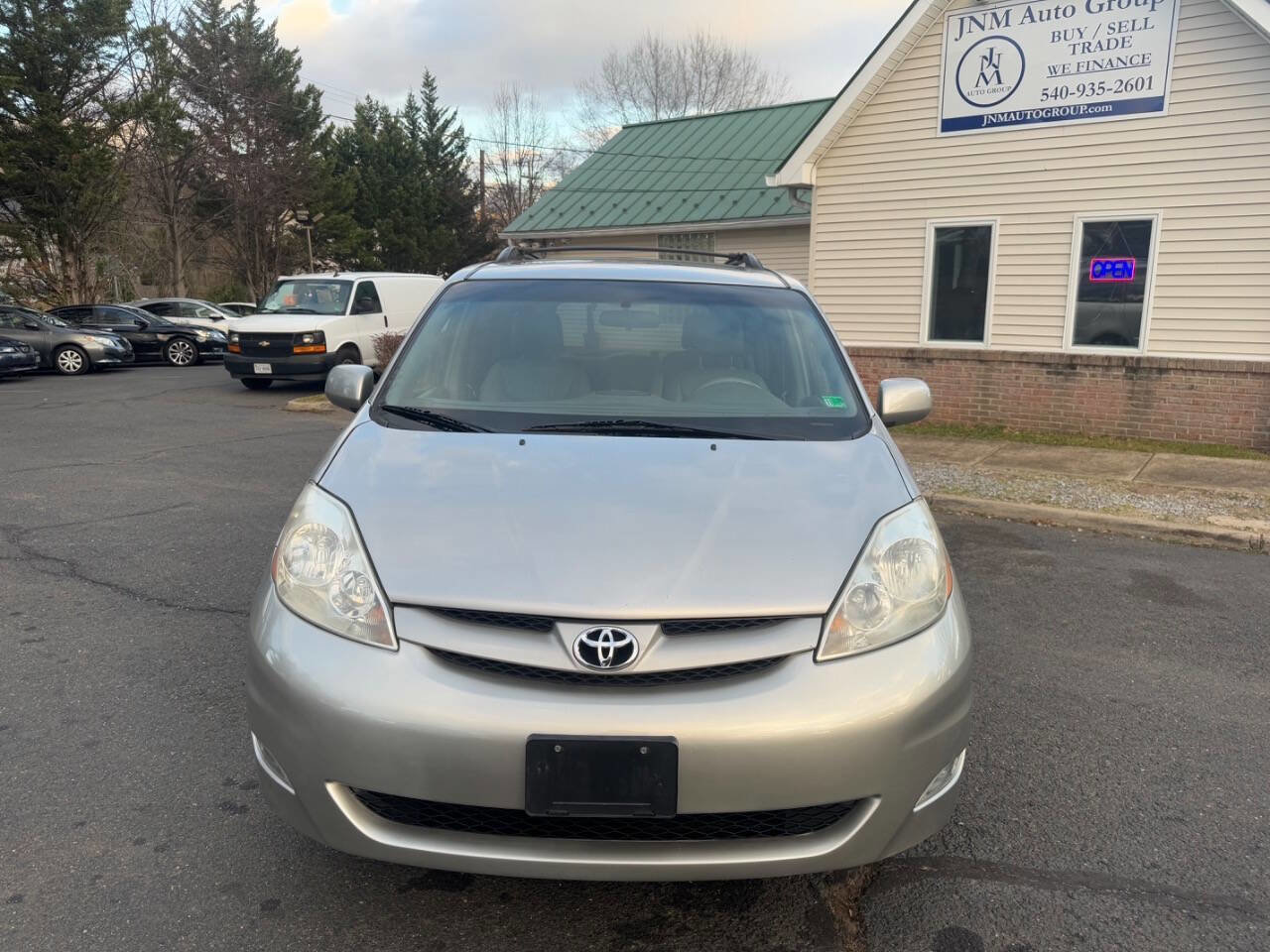 Used 2008 Toyota Sienna image 2