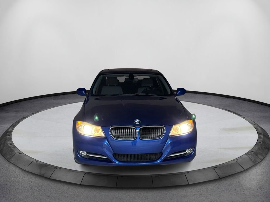 Used 2011 BMW 335i Sedan image 2