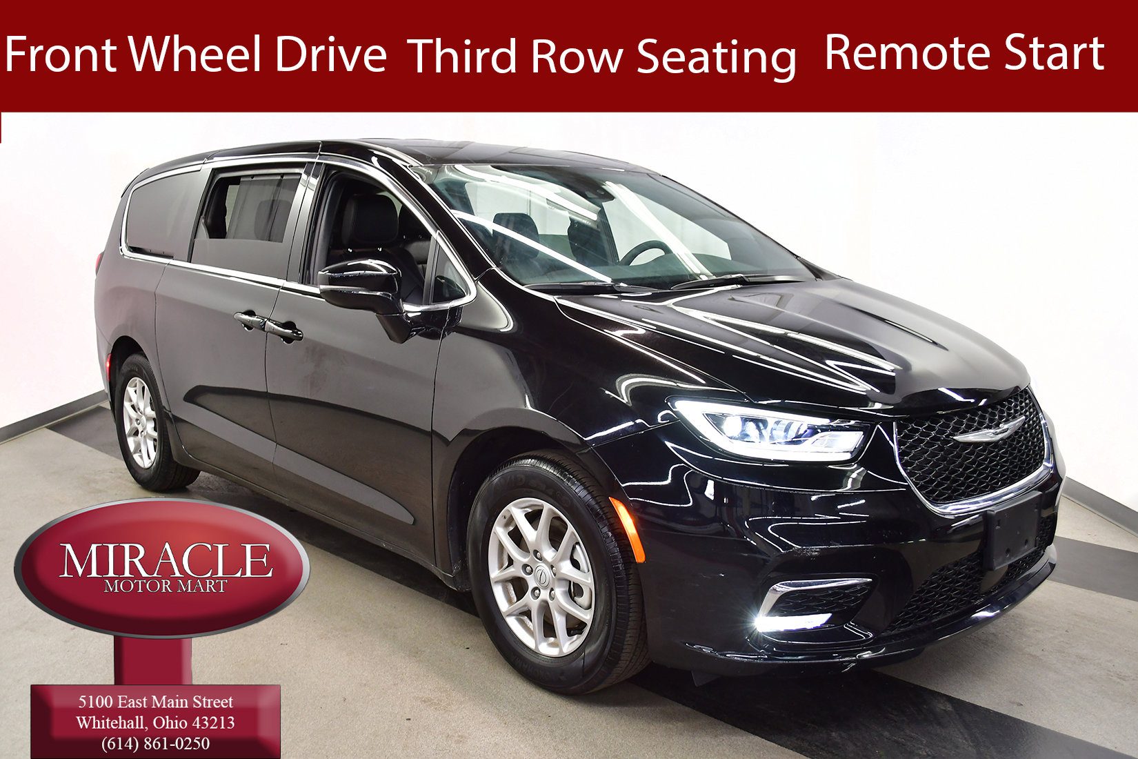 Used 2025 Chrysler Pacifica Select FWD image 1
