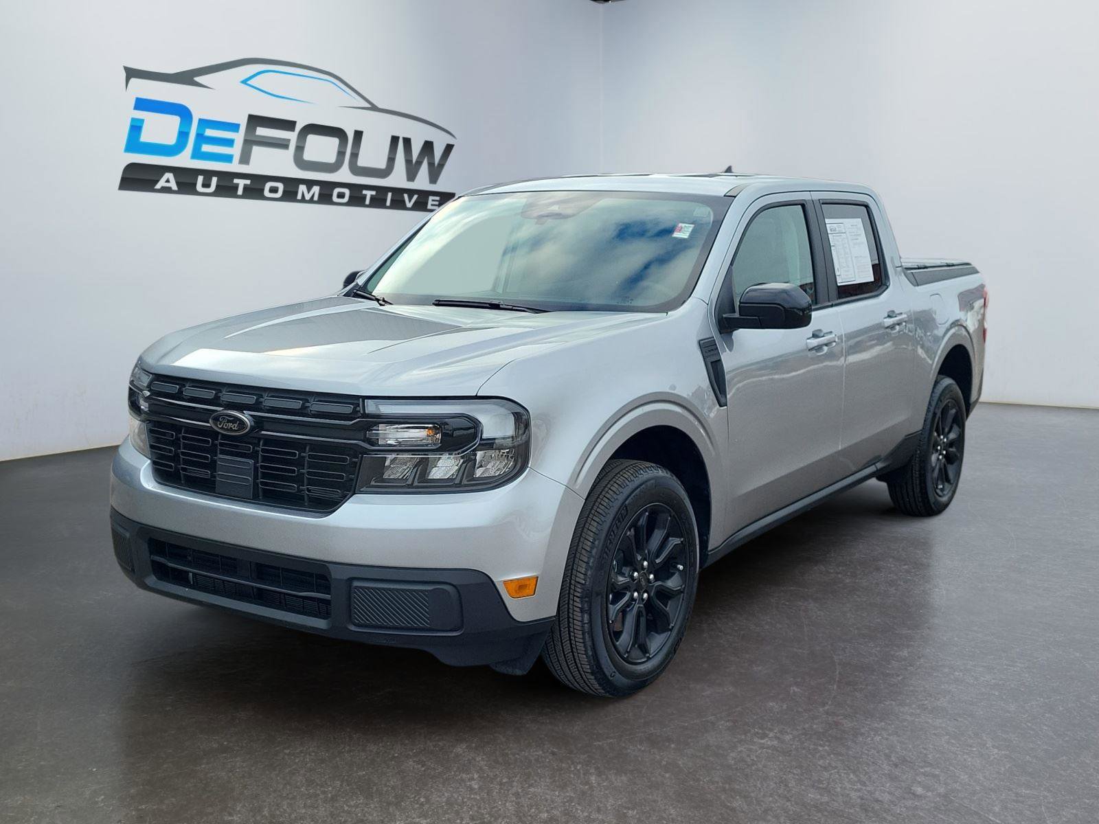 Used 2024 Ford Maverick Lariat w/ Black Appearance Package image 7