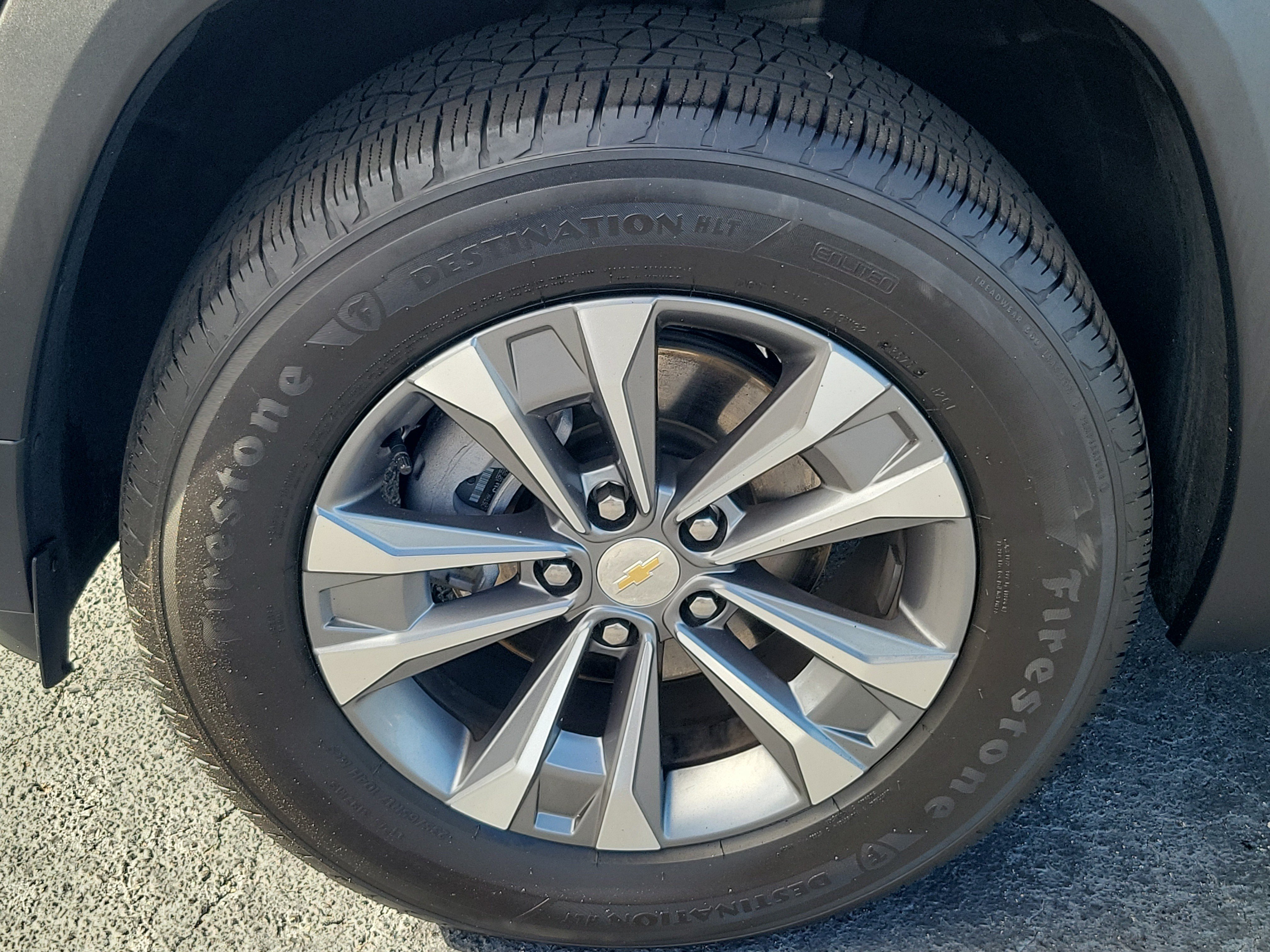 Used 2026 Chevrolet Equinox LT FWD image 7