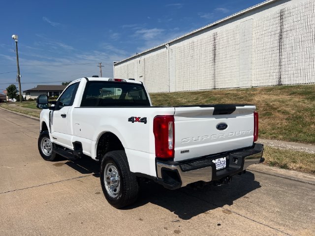 Used 2024 Ford F350 XL w/ Snow Plow/Camper Package AWD/4WD image 3