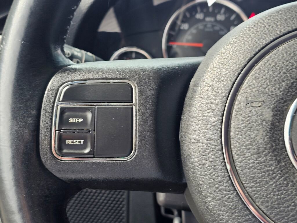 Used 2012 Jeep Wrangler Unlimited Sahara w/ Dual Top Group AWD/4WD image 28