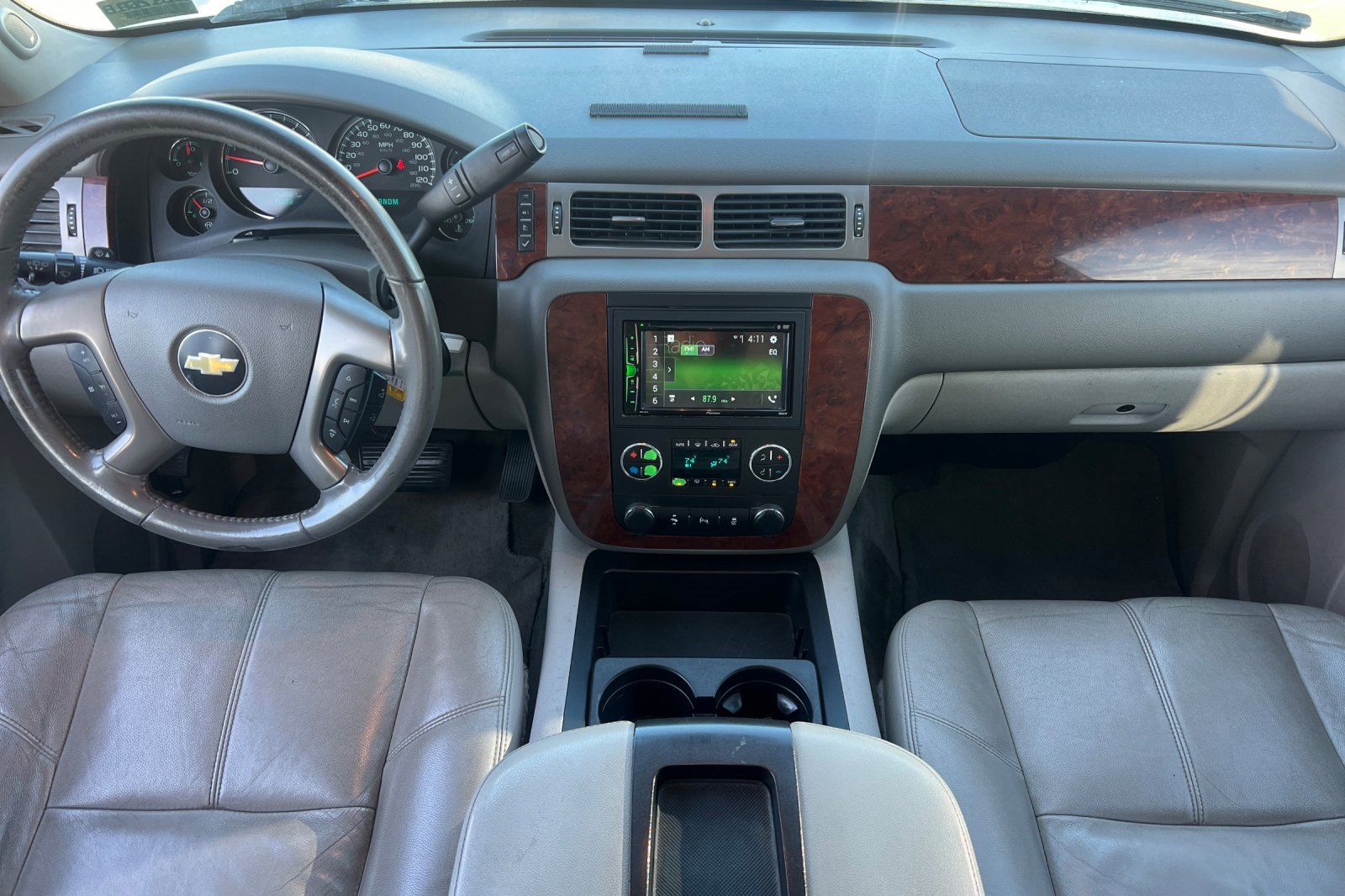 Used 2013 Chevrolet Tahoe LT w/ Luxury Package image 10