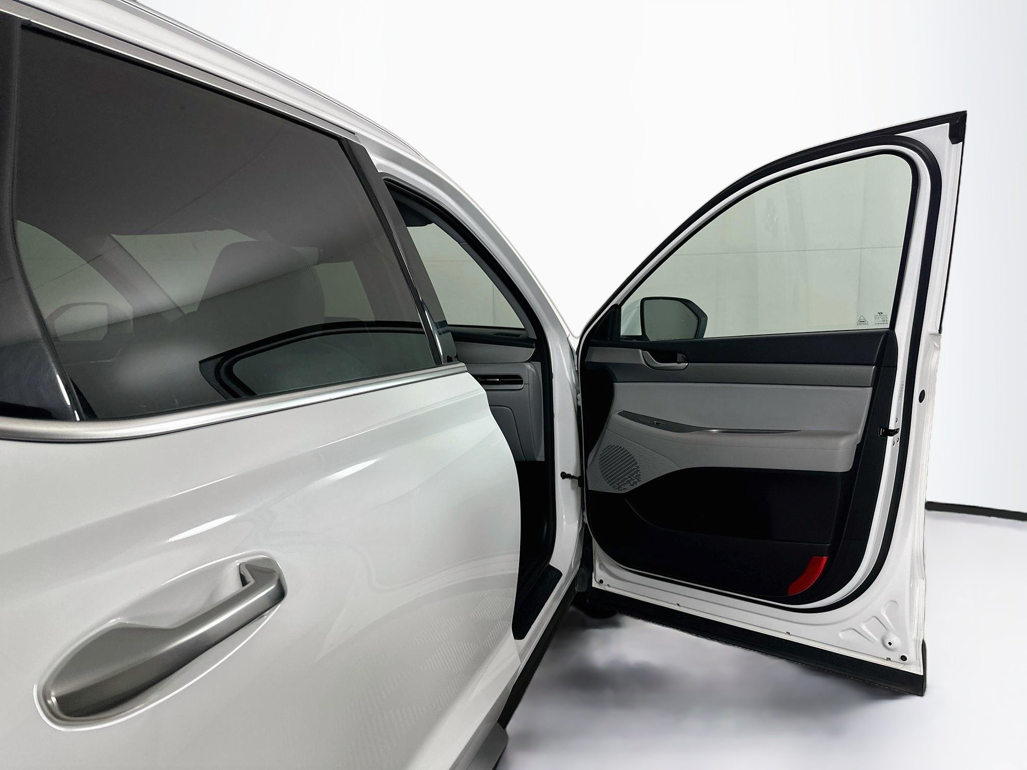 Used 2025 Hyundai Palisade SEL FWD image 34