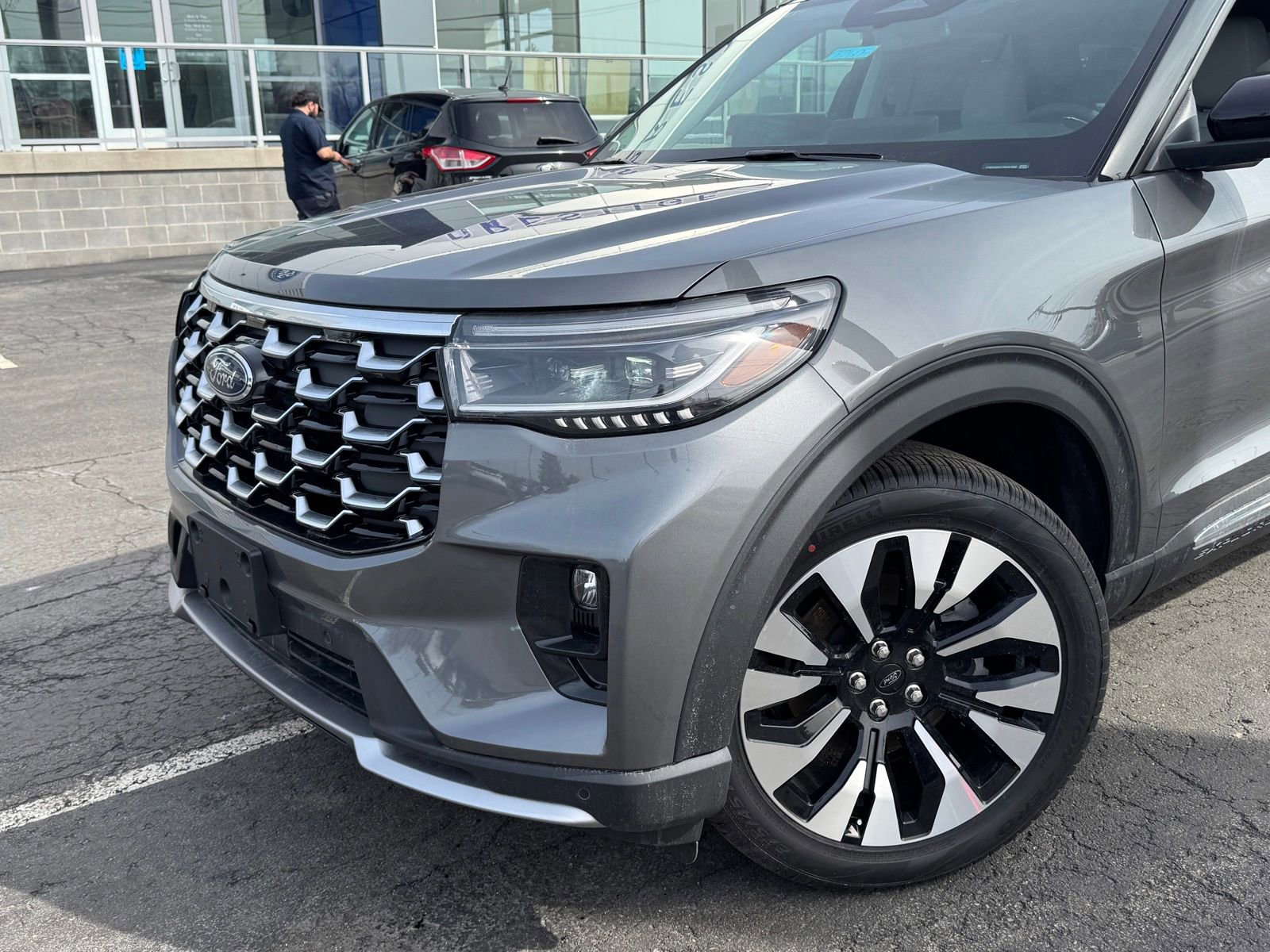 New 2026 Ford Explorer Platinum w/ LUX Leather Package image 19