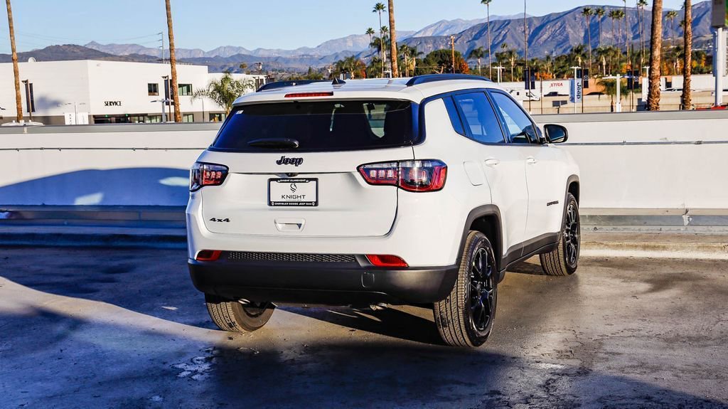 New 2026 Jeep Compass Latitude AWD/4WD image 9