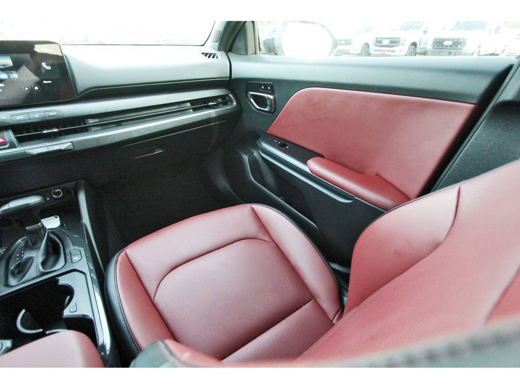 Used 2025 Kia K4 GT-Line w/ GT-Line Premium Package FWD image 13