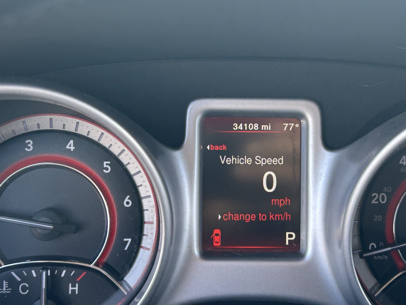 Used 2020 Dodge Journey SE w/ SE Popular Equipment Group FWD image 18