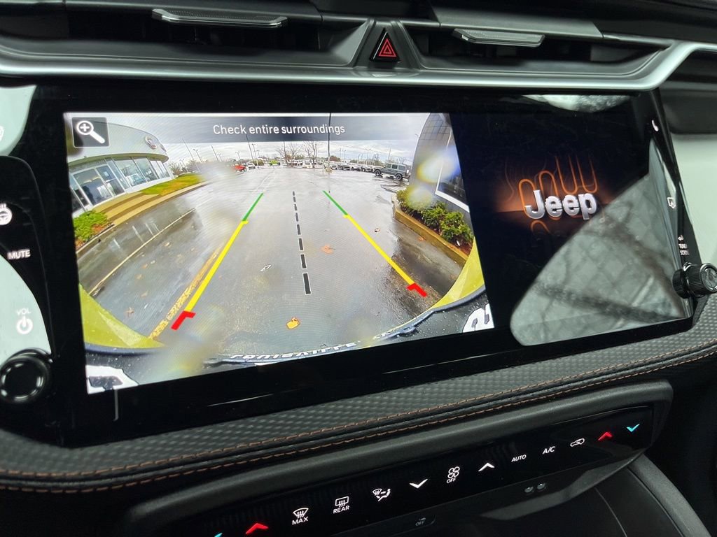 New 2026 Jeep Cherokee Limited image 32