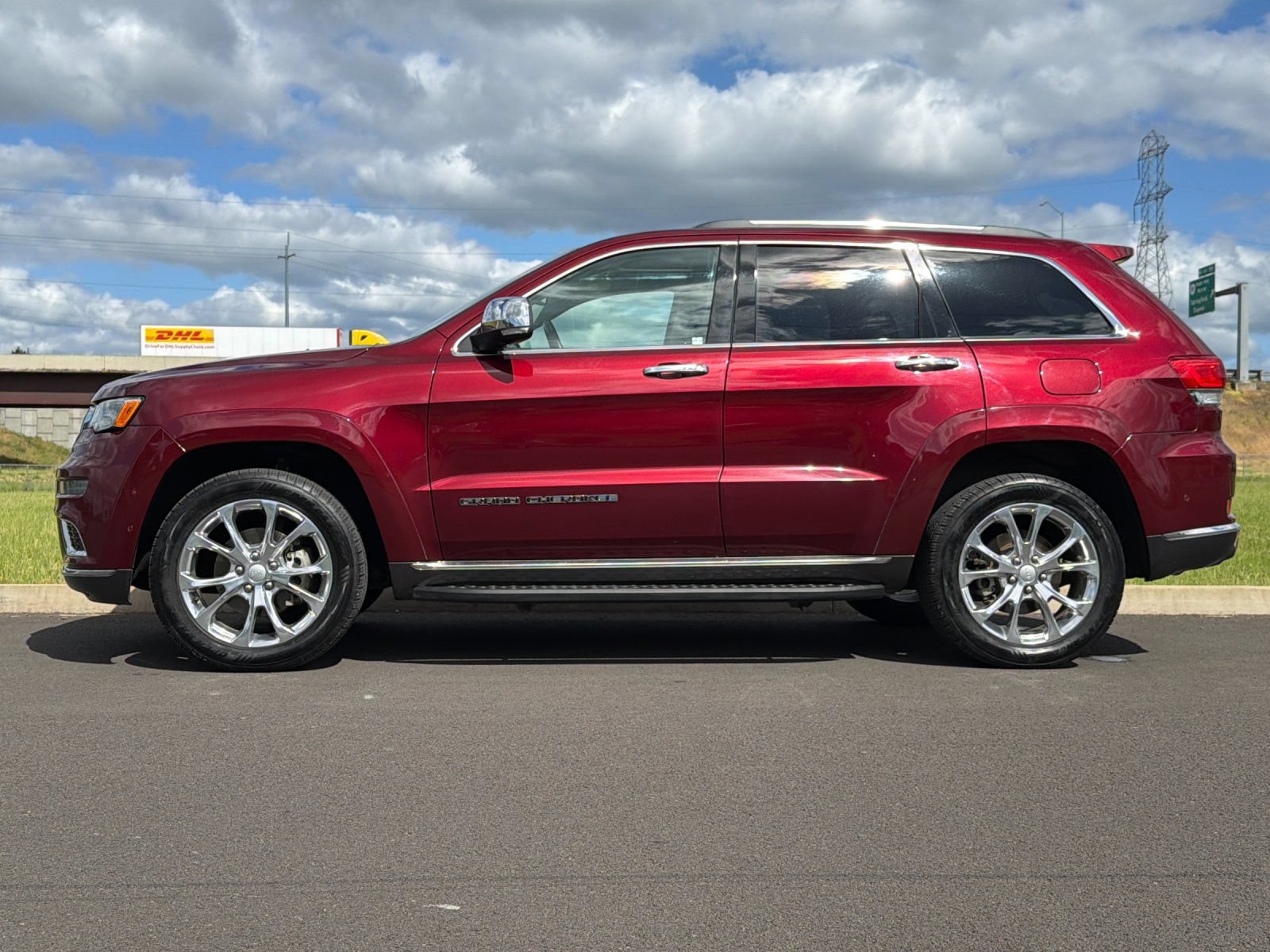 Used 2020 Jeep Grand Cherokee Summit AWD/4WD image 6