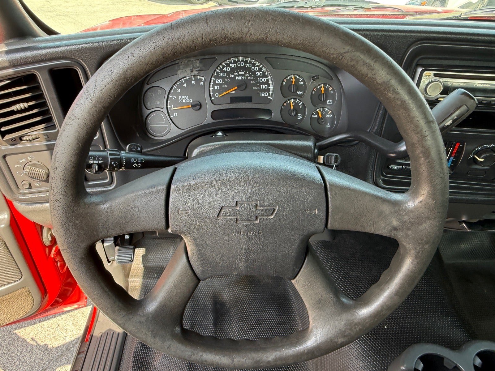 Used 2004 Chevrolet Silverado 1500 W/T RWD image 21
