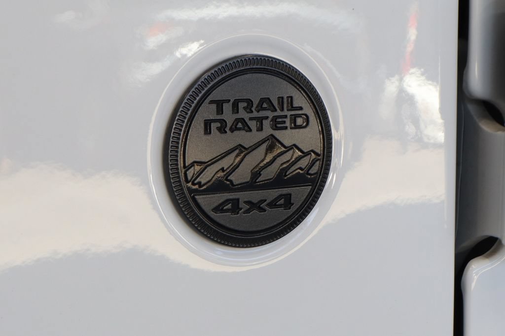 Used 2025 Jeep Gladiator Sport AWD/4WD image 53