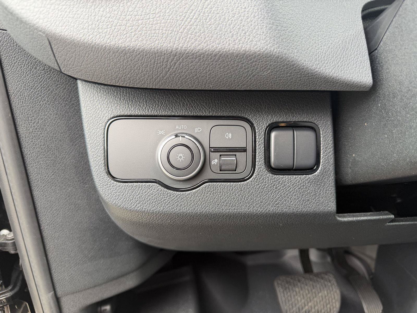 Certified 2025 Mercedes-Benz Sprinter 2500 image 6