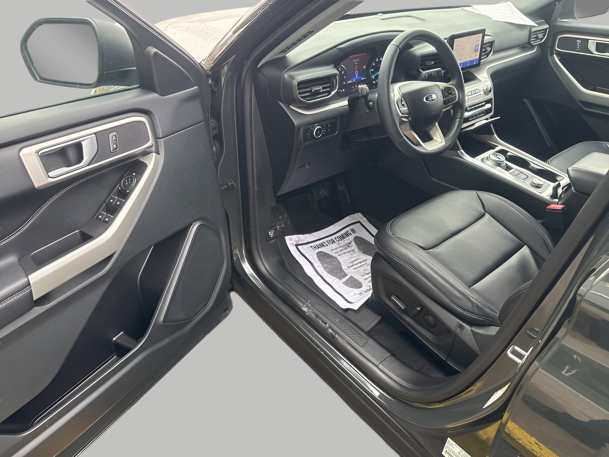 Used 2023 Ford Explorer XLT w/ Equipment Group 202A image 32