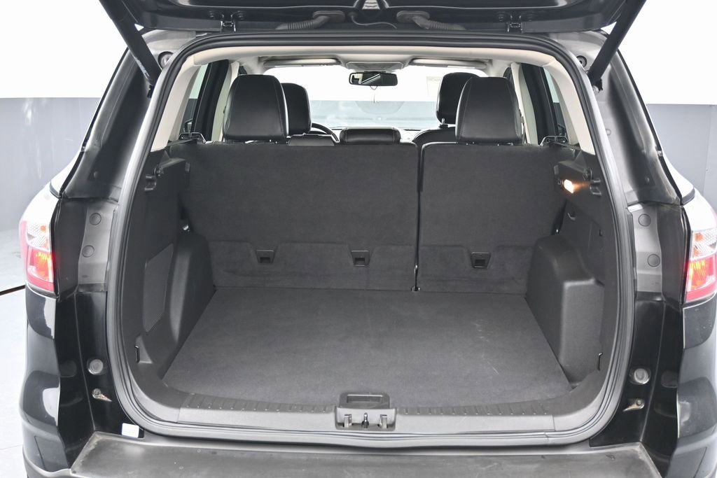 Used 2018 Ford Escape Titanium image 16