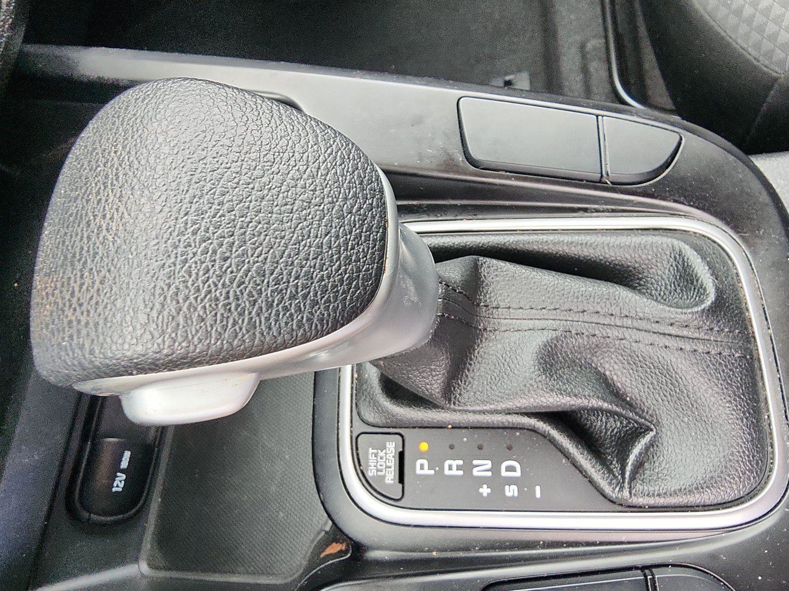 Used 2024 Kia Soul LX w/ Option Group 015 FWD image 16