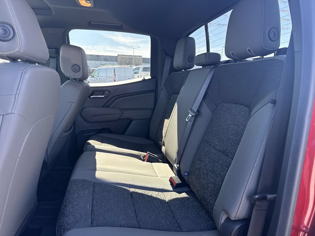 Used 2024 Chevrolet Colorado ZR2 AWD/4WD image 19