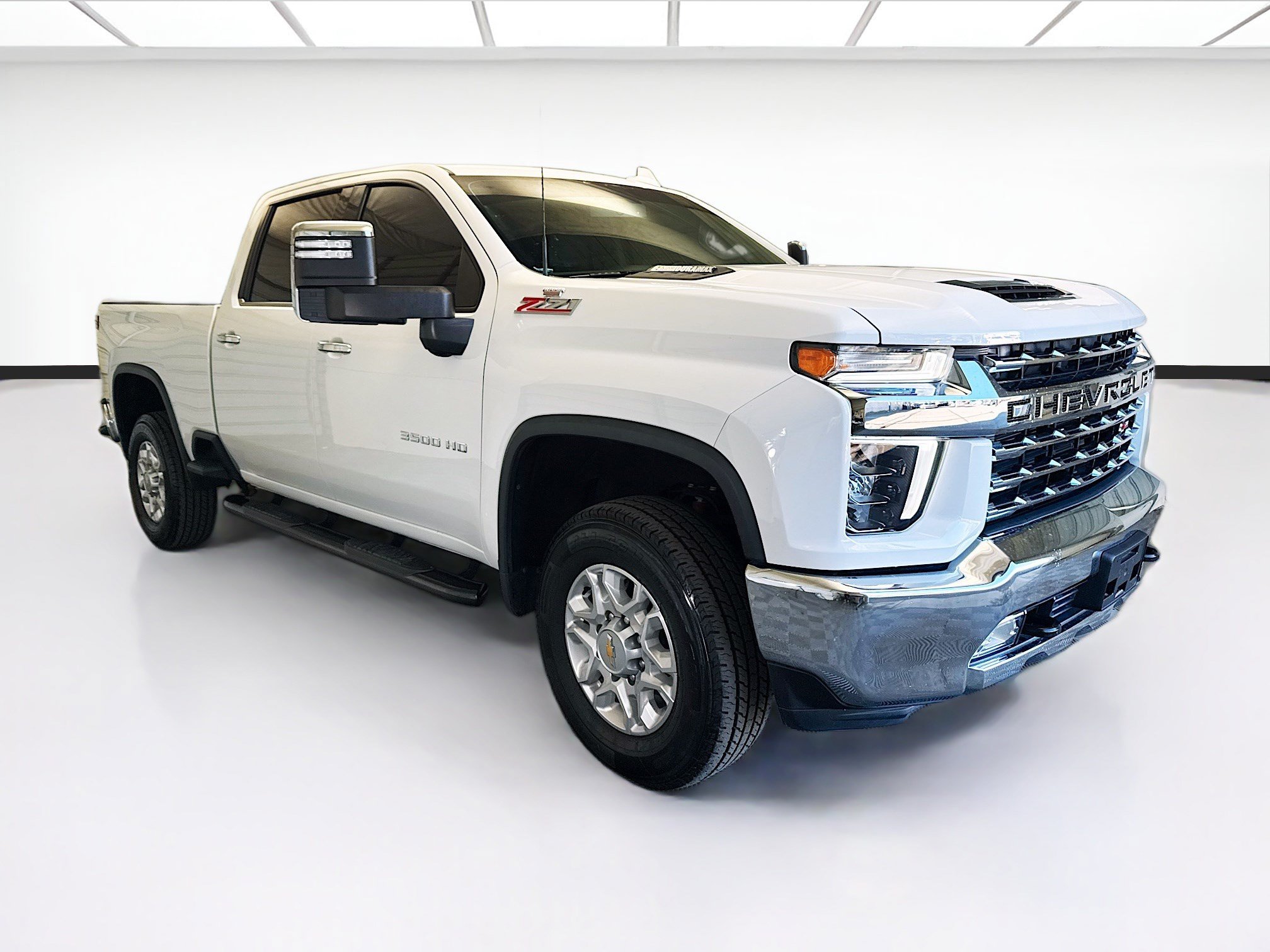 Used 2022 Chevrolet Silverado 3500 LTZ w/ LTZ Convenience Package AWD/4WD image 3