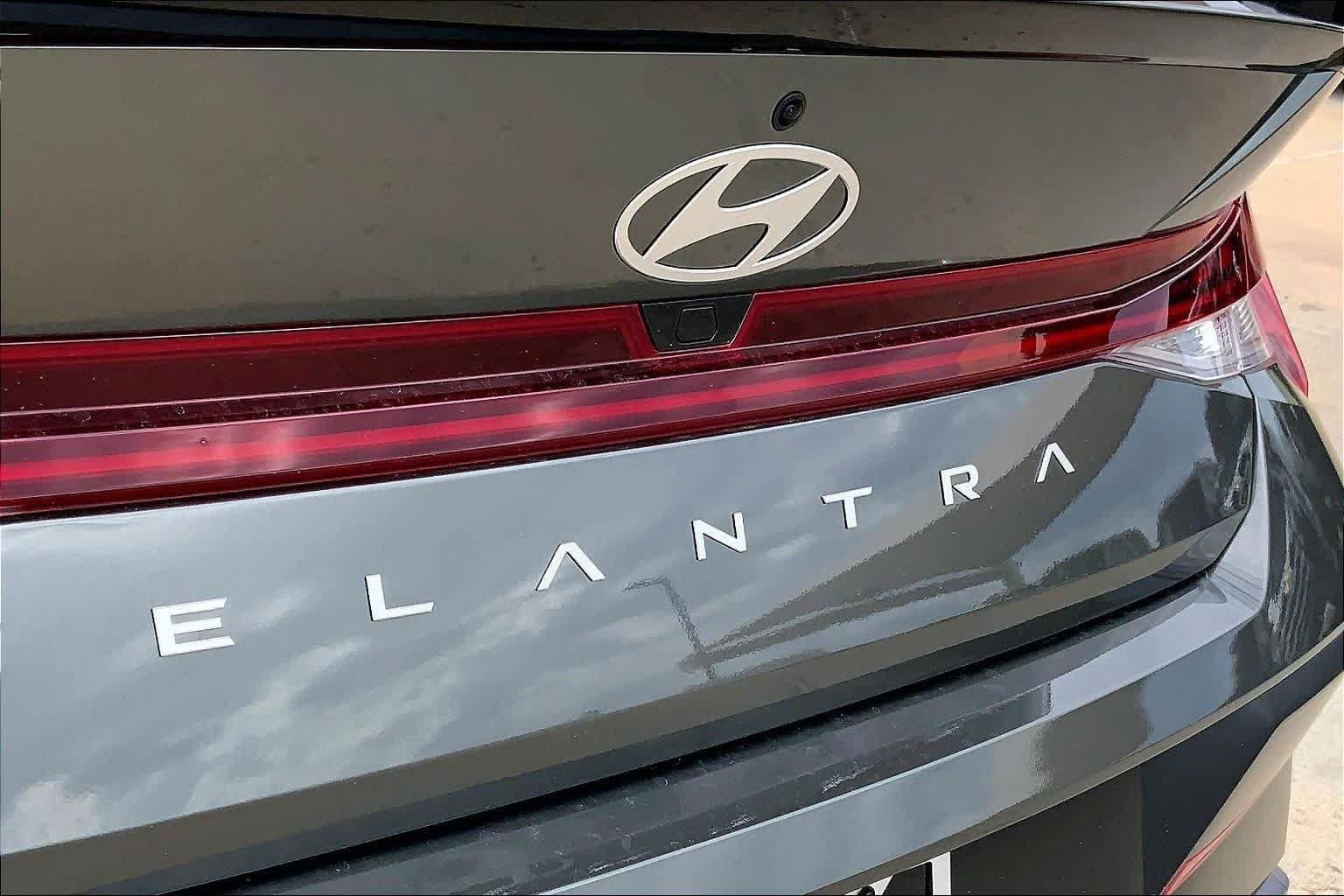 Certified 2026 Hyundai Elantra N Line FWD image 15