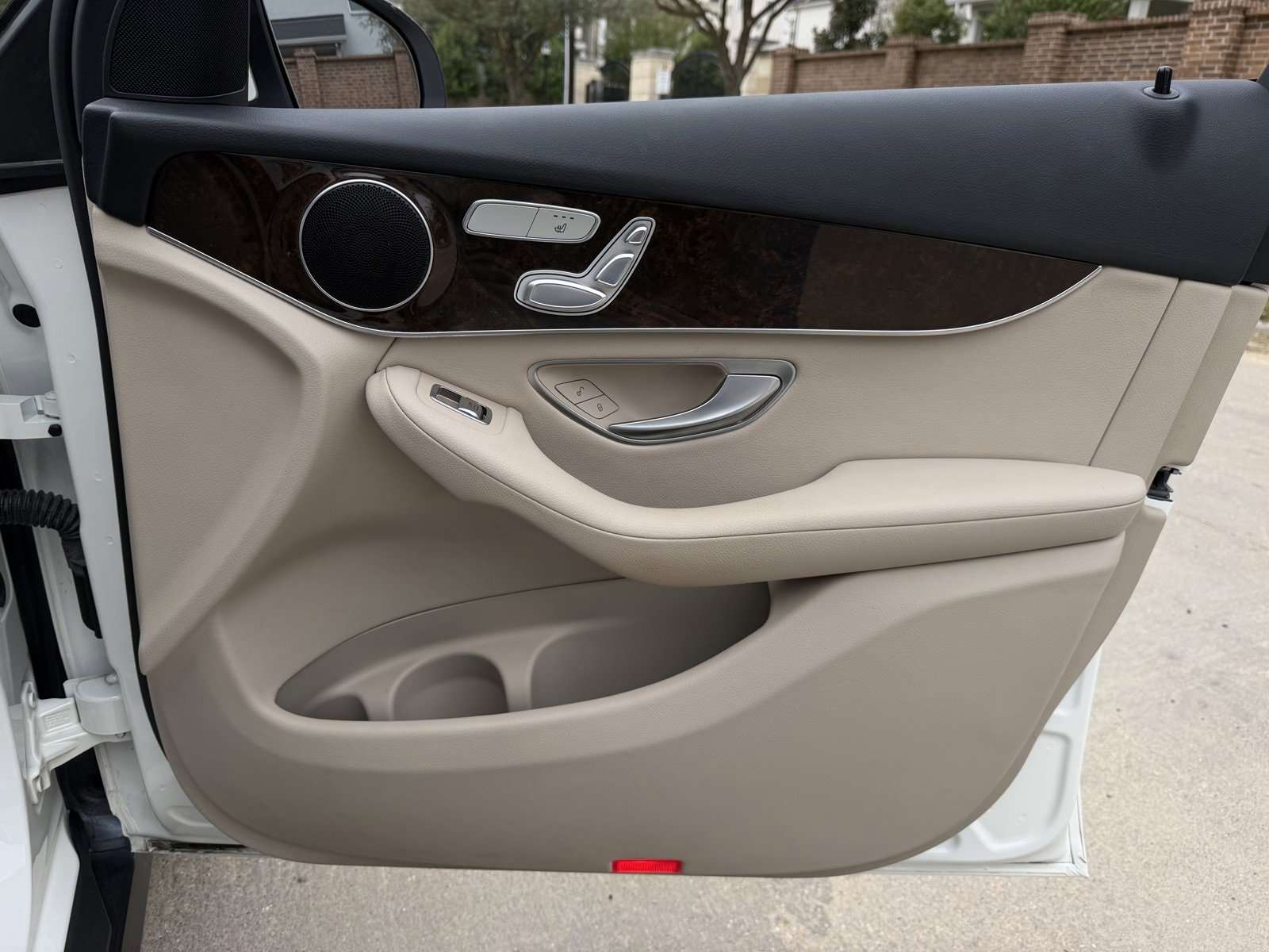 Used 2018 Mercedes-Benz GLC 300 image 20