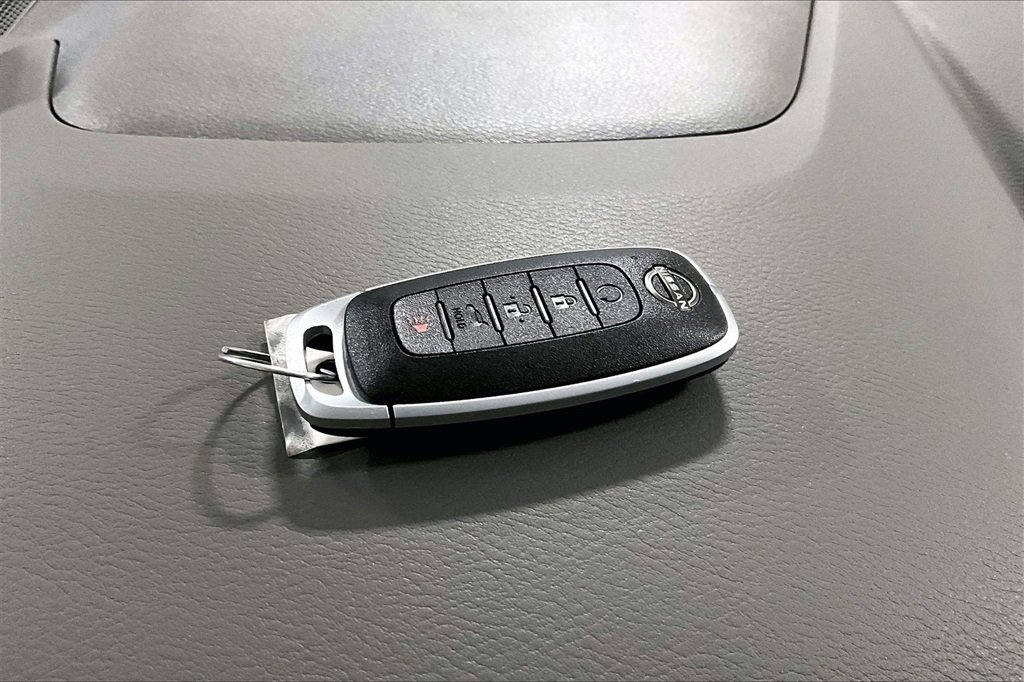 Certified 2024 Nissan Rogue SV w/ SV Premium Package image 11