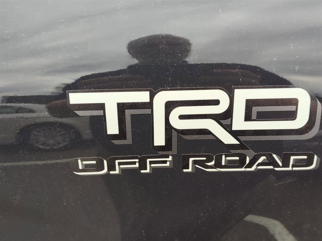 Used 2024 Toyota Tacoma TRD Off-Road image 7