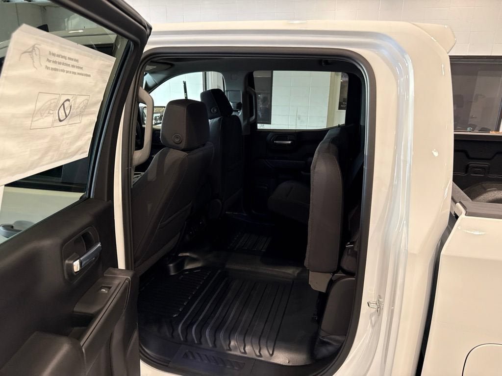 New 2026 GMC Sierra 1500 Pro w/ Pro Value Package AWD/4WD image 18