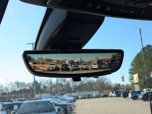 Certified 2022 Chevrolet Silverado 3500 High Country w/ Snow Plow Prep/Camper Package AWD/4WD image 25