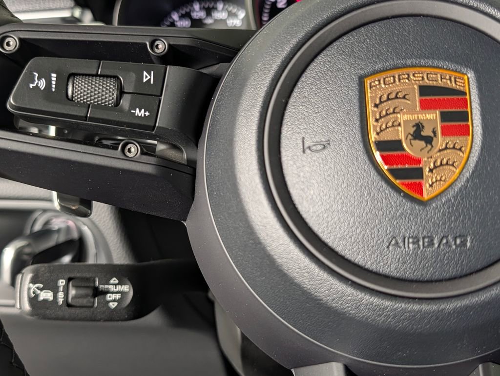 New 2026 Porsche Macan image 35