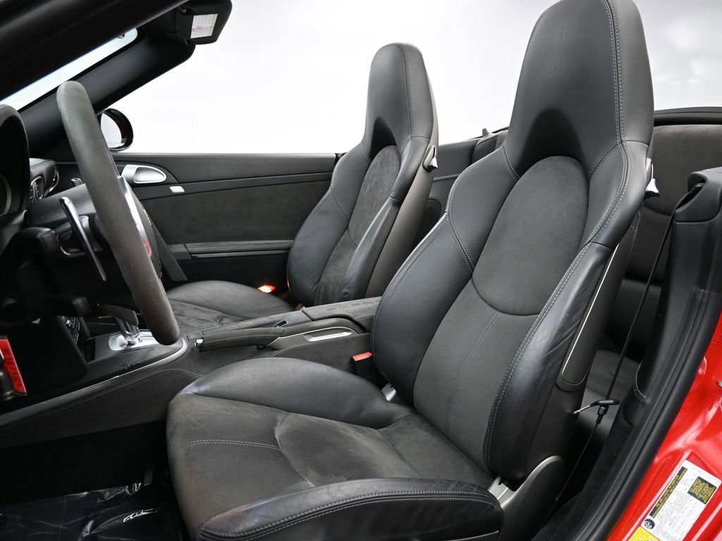 Used 2012 Porsche 911 Carrera 4 GTS AWD/4WD image 5