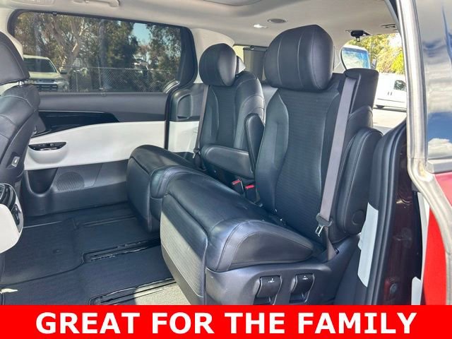 Used 2023 Kia Carnival SX Prestige image 14