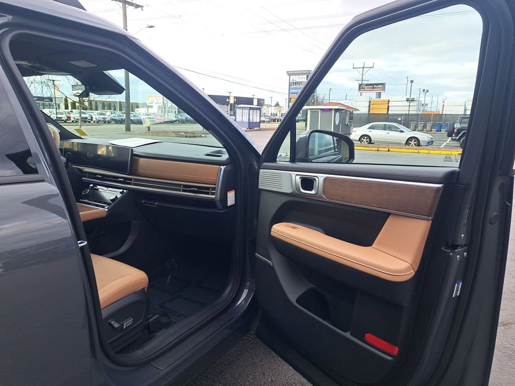 Used 2026 Hyundai Santa Fe Limited image 16