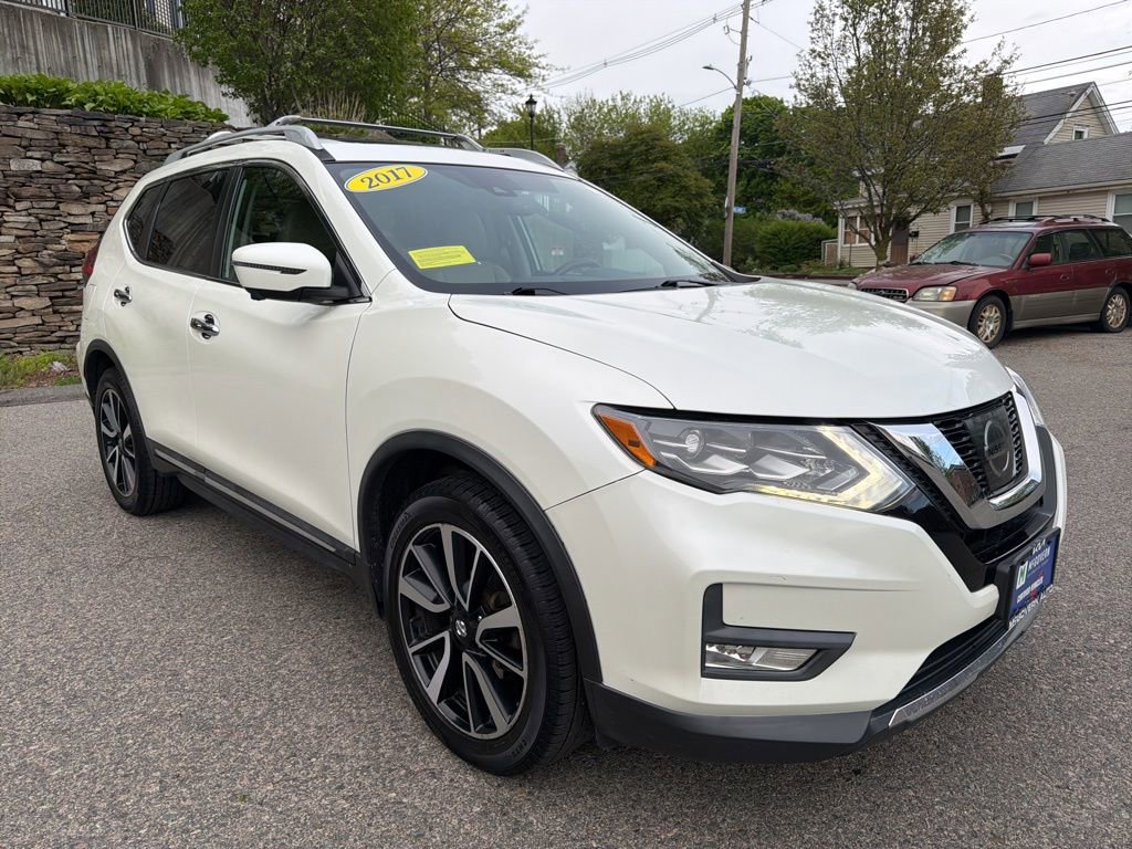 Used 2017 Nissan Rogue SL AWD/4WD image 7