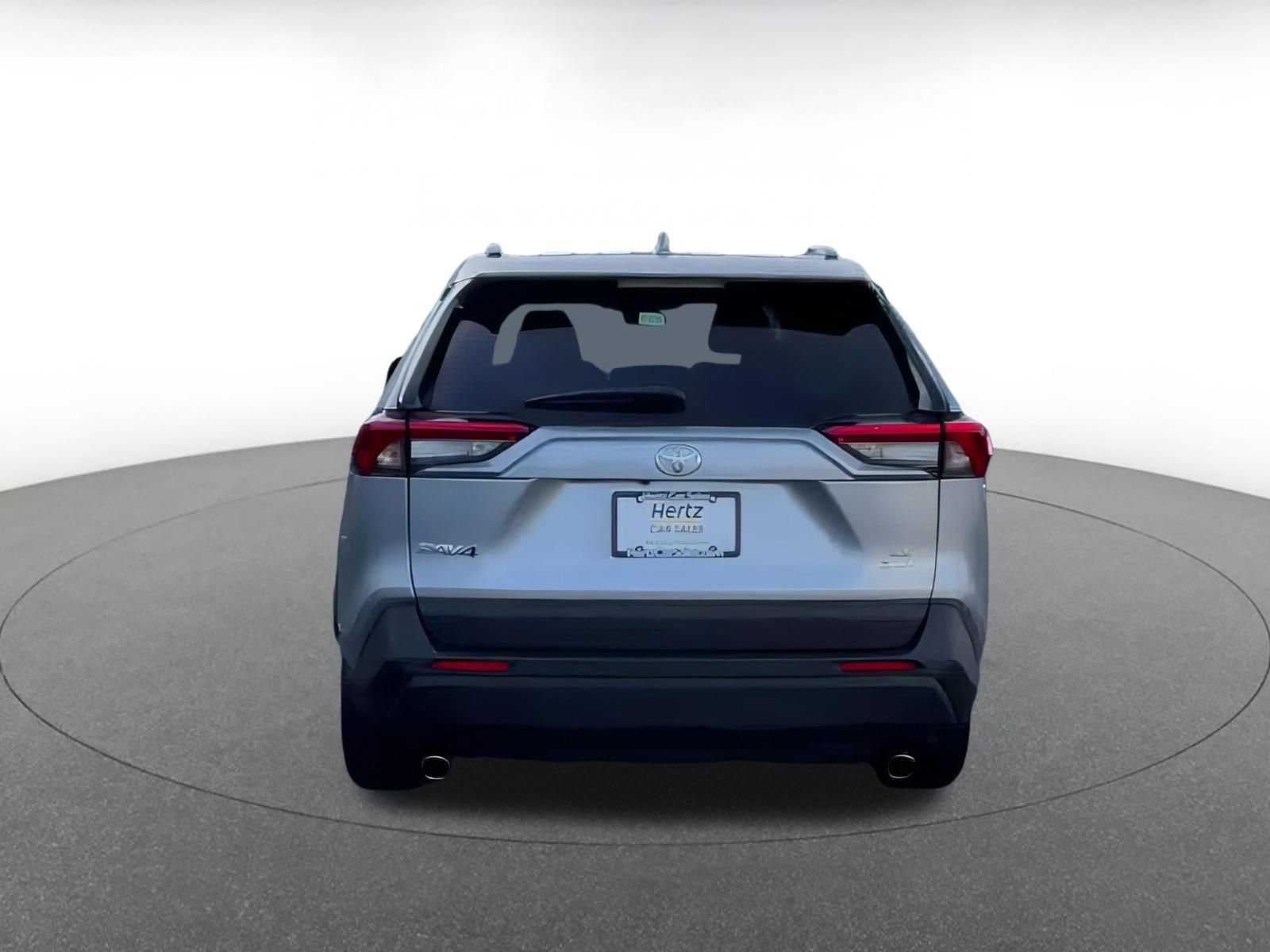 Used 2025 Toyota RAV4 LE image 12