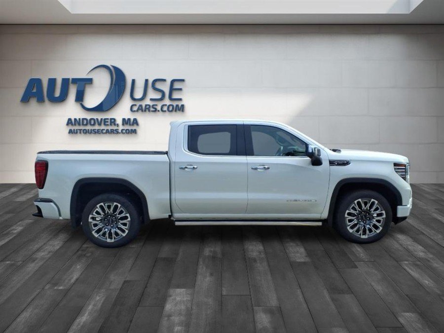Used 2025 GMC Sierra 1500 Denali Ultimate AWD/4WD image 4