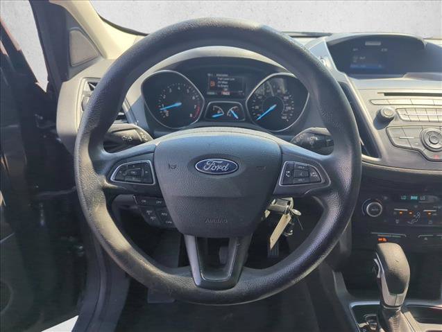 Used 2018 Ford Escape SE FWD image 12