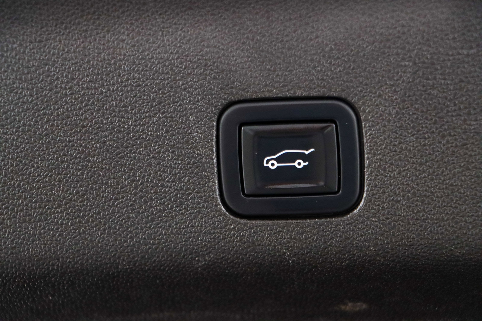 Used 2022 GMC Yukon AT4 AWD/4WD image 35