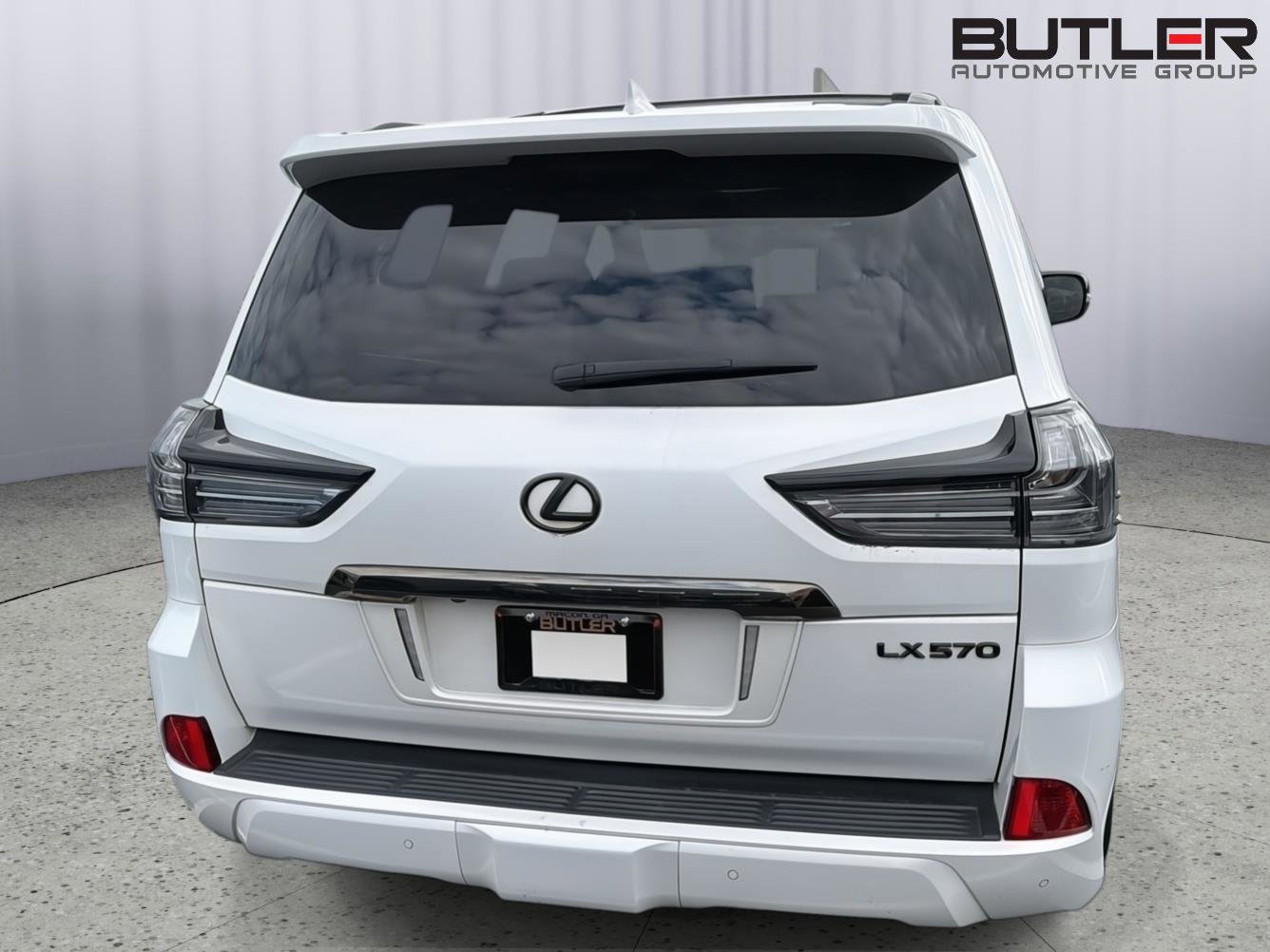 Used 2021 Lexus LX 570 4WD w/ Inspiration Series #2 image 9