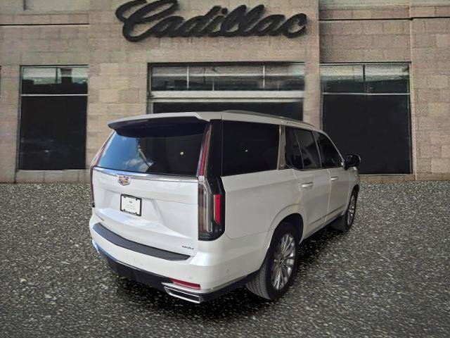 Used 2022 Cadillac Escalade Premium Luxury w/ Performance Package AWD/4WD image 5