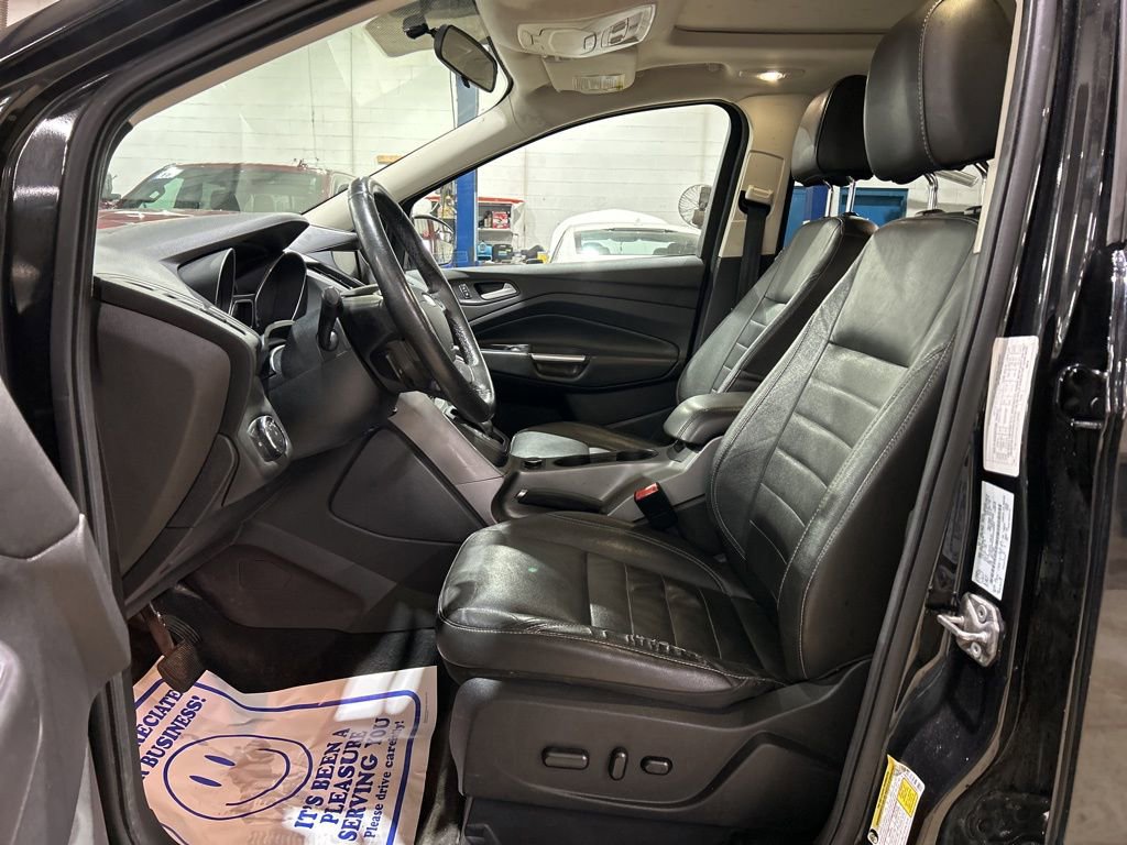 Used 2014 Ford Escape SE w/ Leather Comfort Package FWD image 16