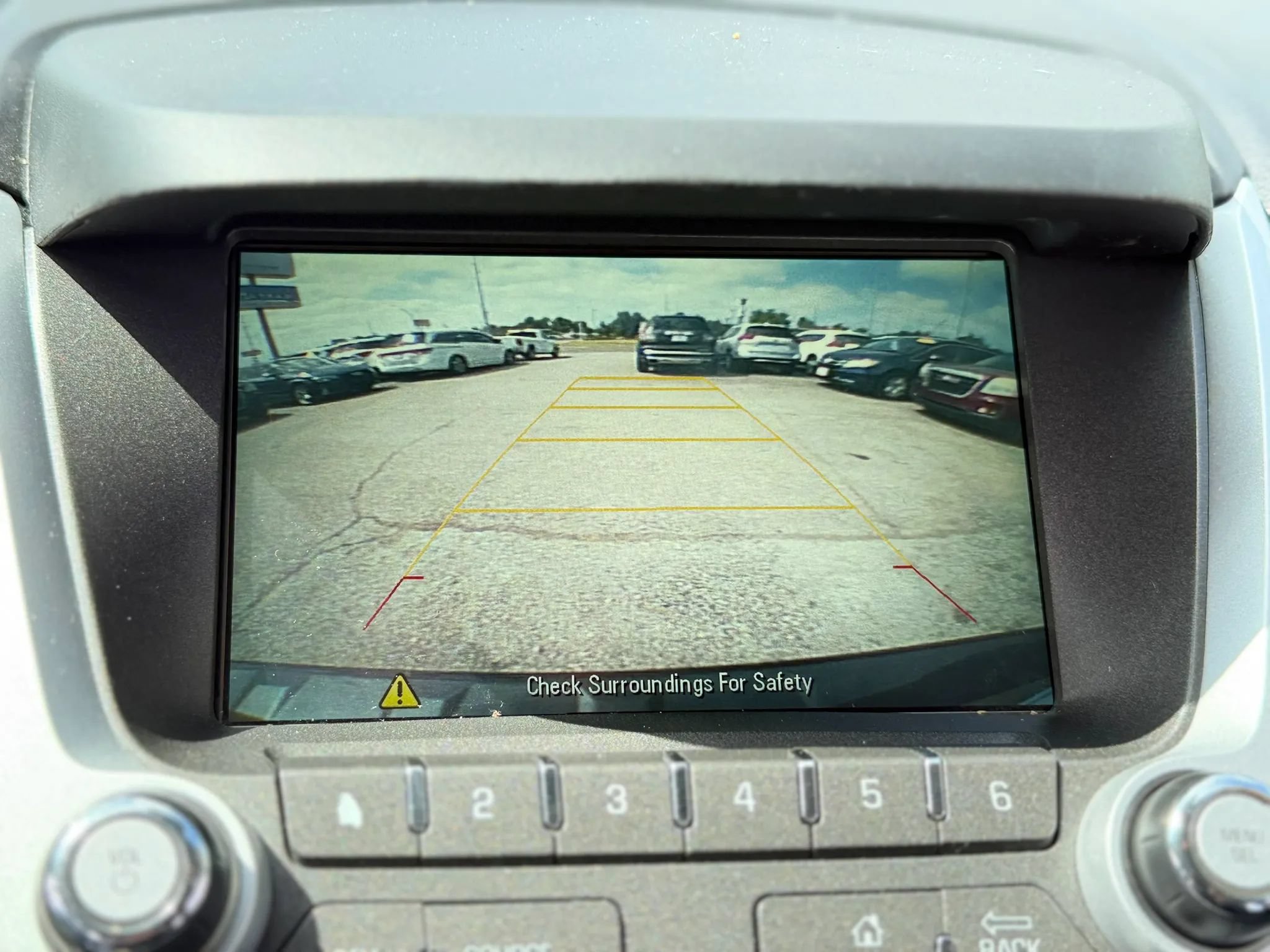 Used 2015 Chevrolet Equinox LT w/ Driver Convenience Package FWD image 19