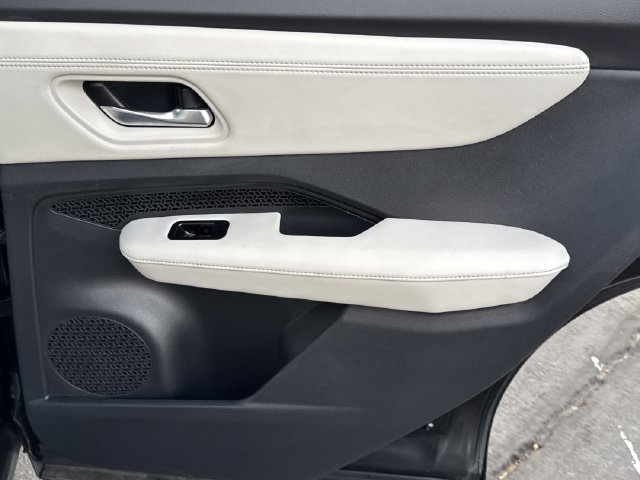 Certified 2024 Nissan Ariya AWD image 23