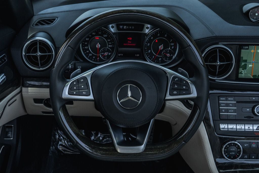 Used 2020 Mercedes-Benz SL 450 image 17